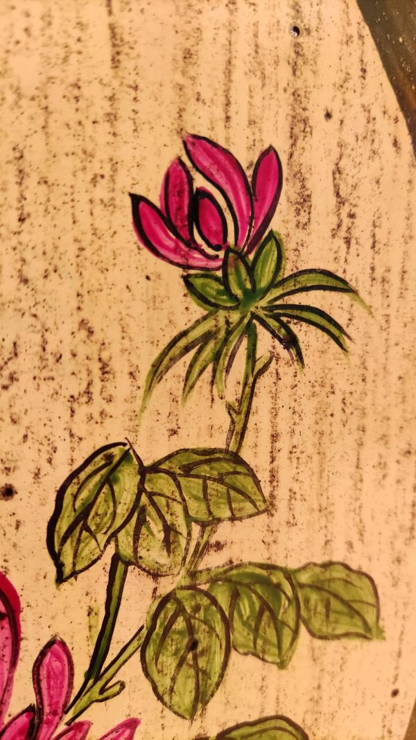 fleur sur meuble chinois